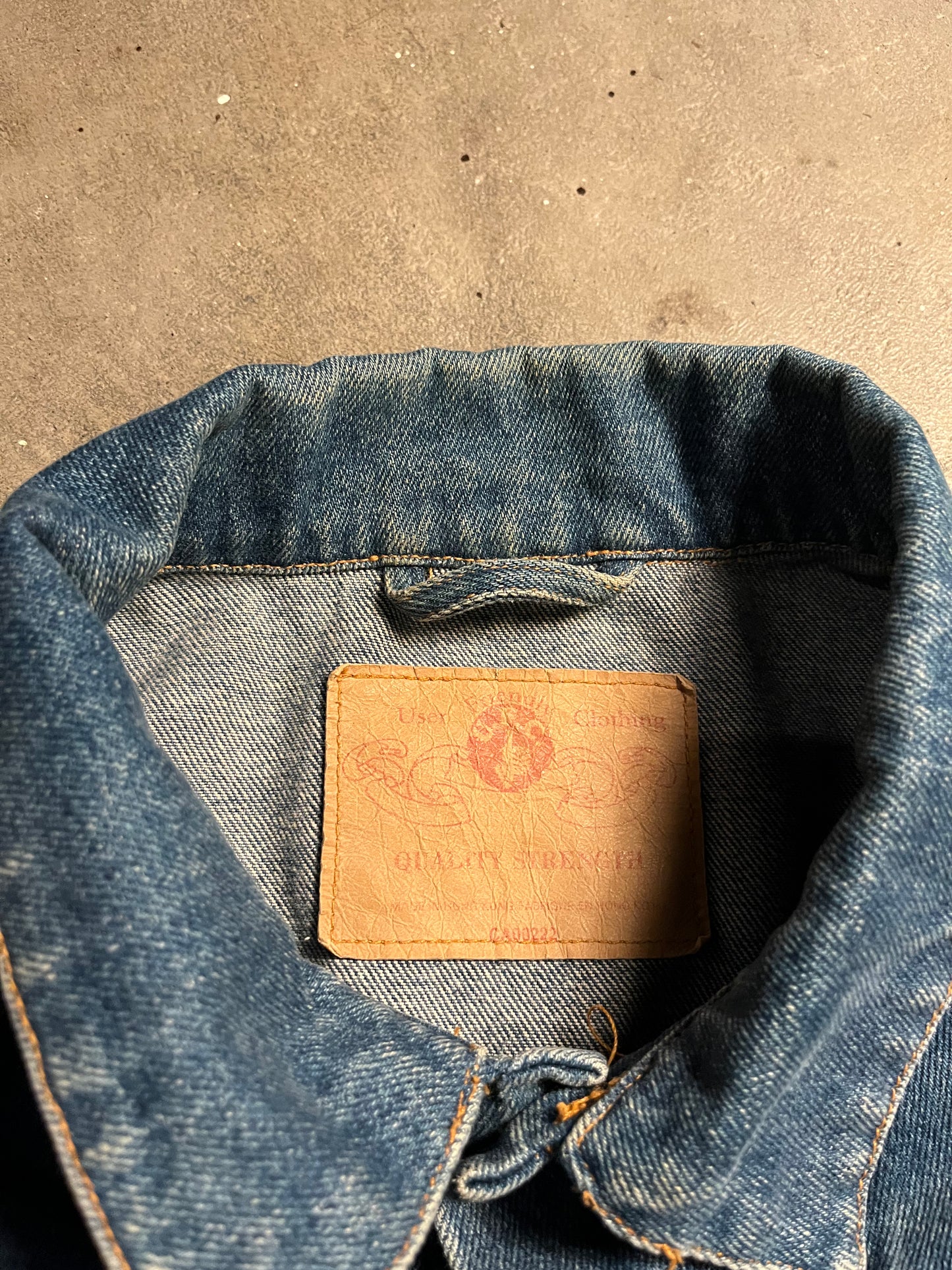 Light Washed Jean Jacket size L